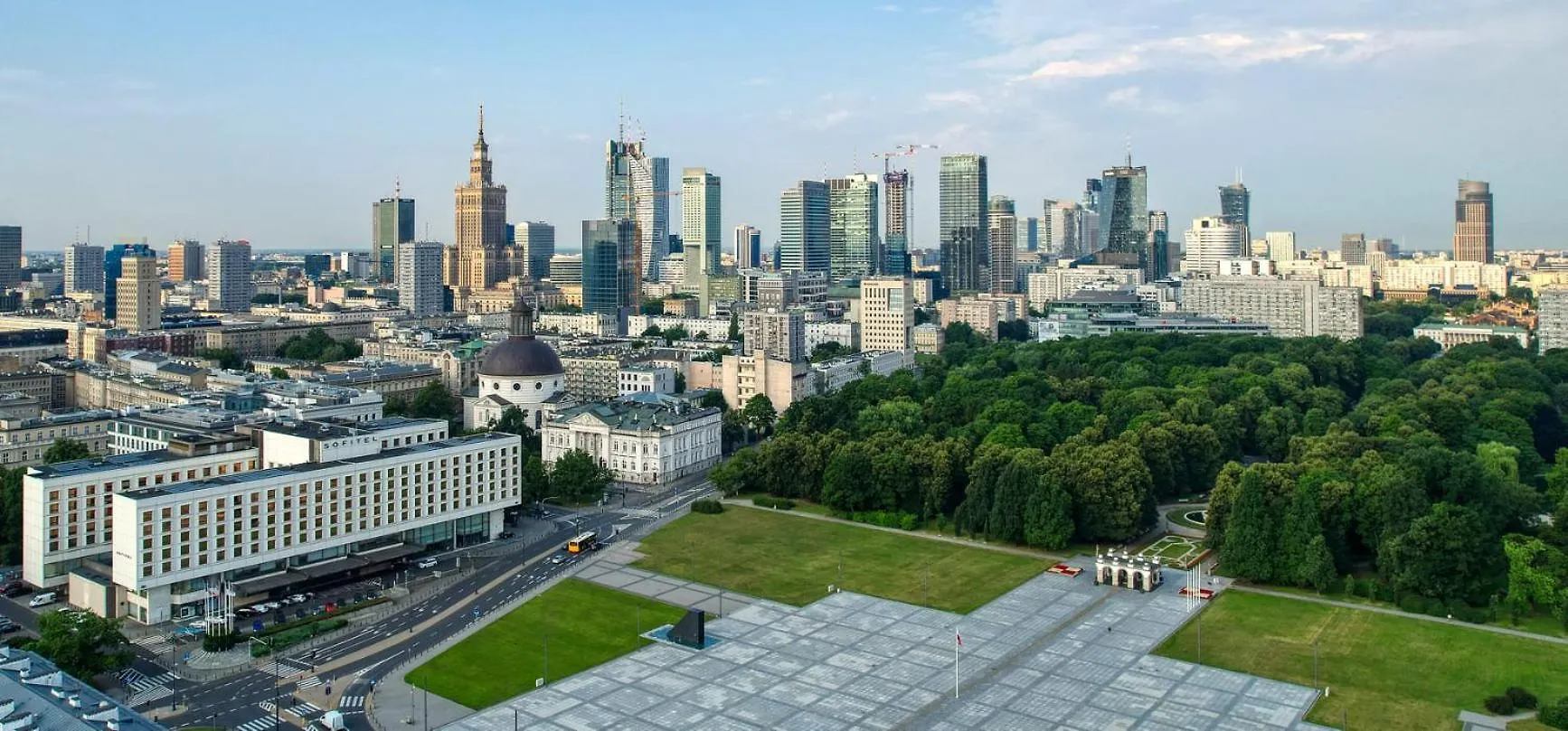 Top Class Metro Fast Wifi 100 Mbs 70'Tv Netflix Hbo Max Disney+ Appletv+ Warsaw 0*,