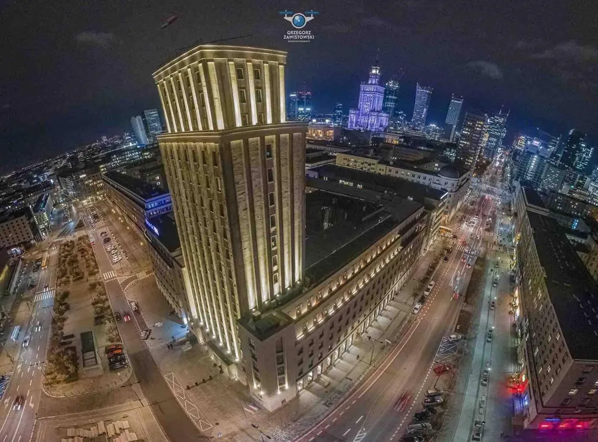 Top Class Metro Fast Wifi 100 Mbs 70'Tv Netflix Hbo Max Disney+ Appletv+ Warsaw Apartment